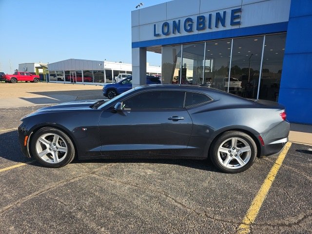 2023 Chevrolet Camaro 1LT photo 4