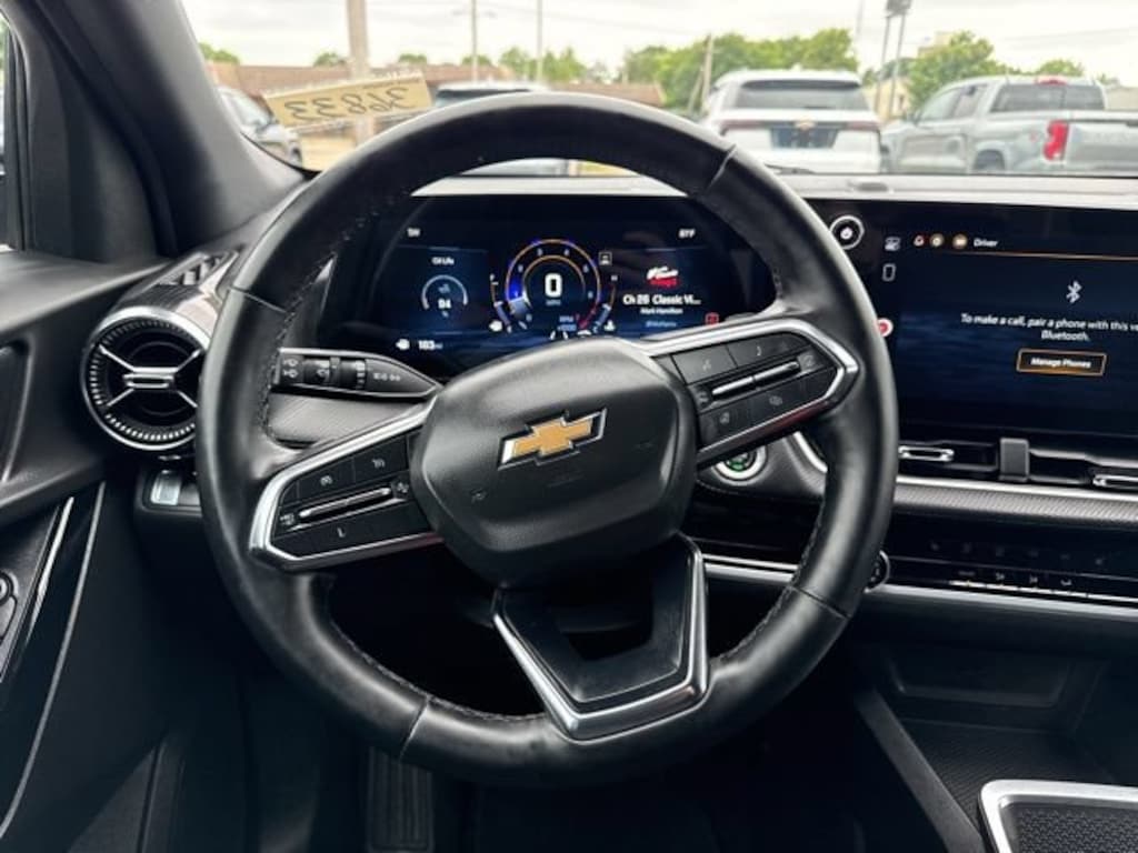 Used 2025 Chevrolet Equinox LT SUV