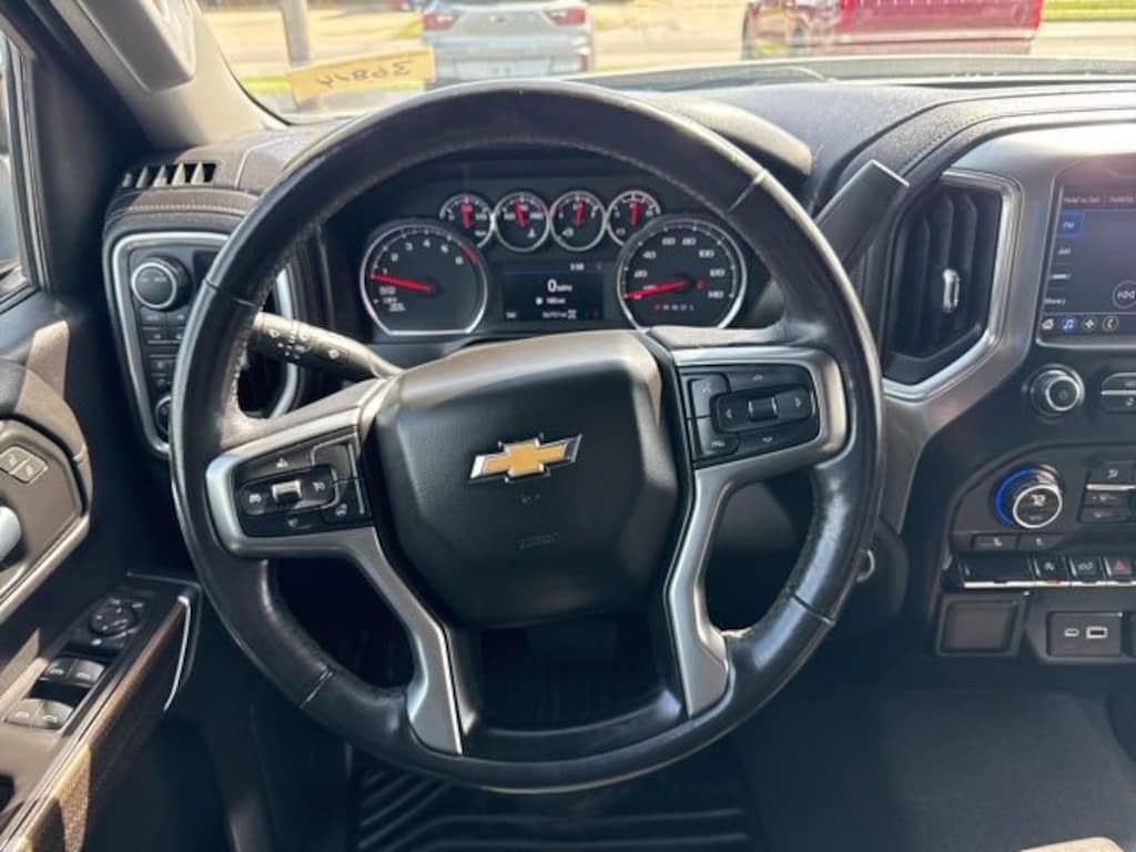 Used 2021 Chevrolet Silverado 1500 LT Truck Crew Cab