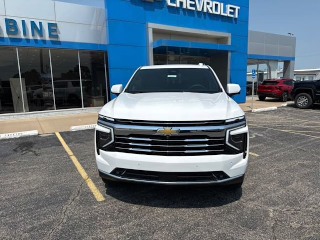 New 2026 Chevrolet Suburban LT SUV