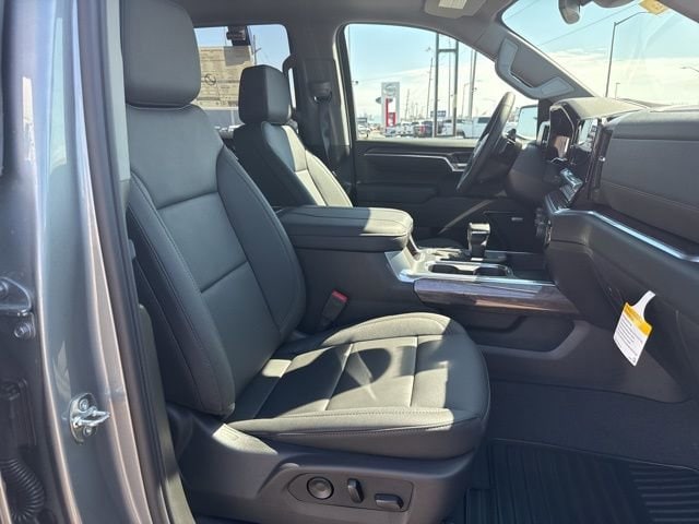 2026 Chevrolet Silverado 1500 LTZ - Photo 17