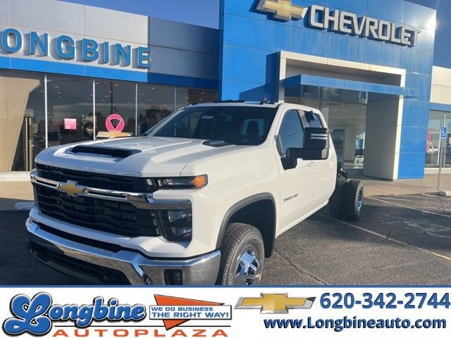 2026 Chevrolet Silverado 3500HD LT's photo