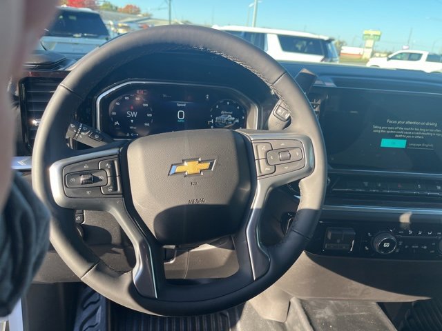 2026 Chevrolet Silverado 3500HD LT photo 3