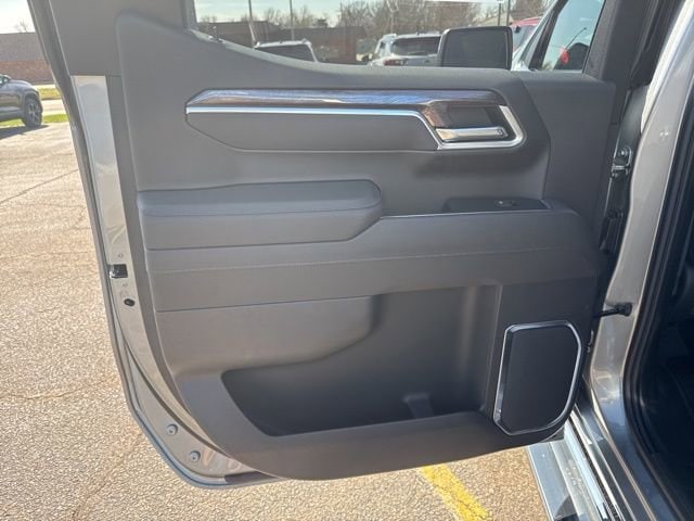 2026 Chevrolet Silverado 1500 LTZ - Photo 12
