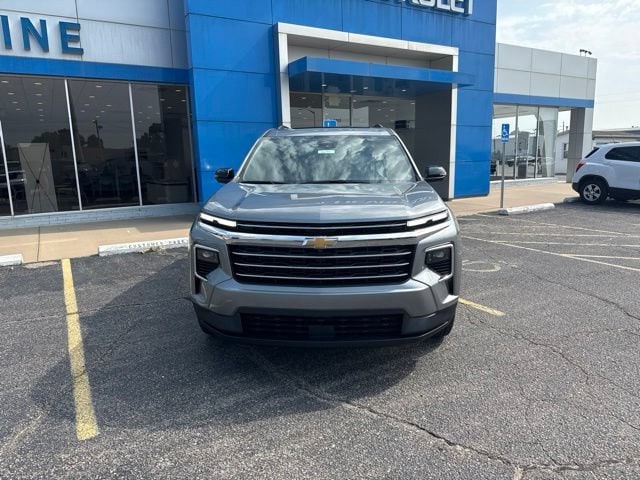 2026 Chevrolet Traverse LT - Photo 2