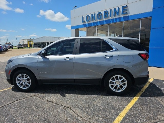 2023 Chevrolet Equinox LT photo 4