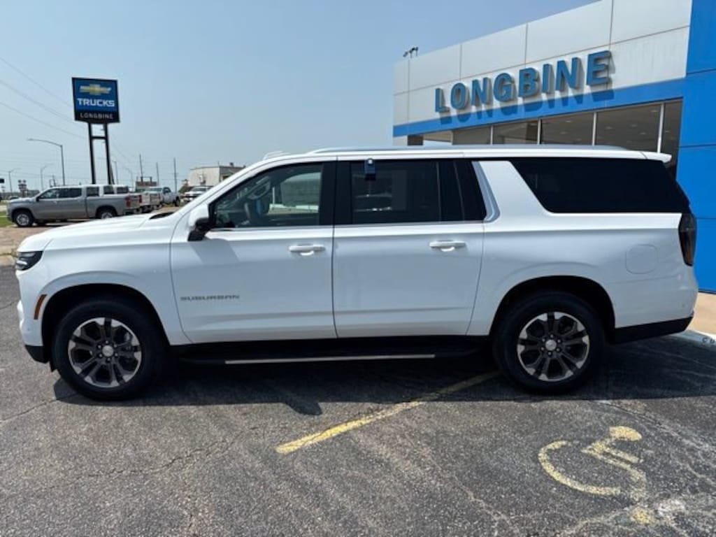 New 2026 Chevrolet Suburban LT SUV