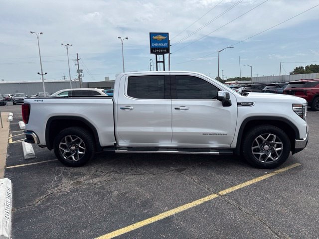2022 GMC Sierra 1500 SLT - Photo 8