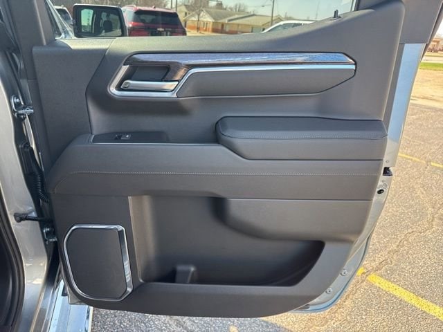 2026 Chevrolet Silverado 1500 LTZ - Photo 14