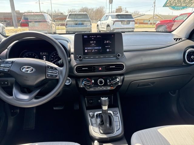 2023 Hyundai Kona SEL - Photo 20
