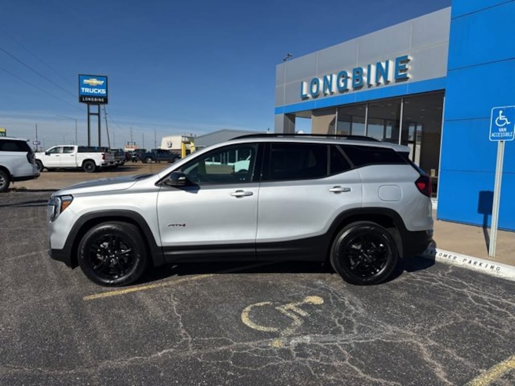 Used 2022 GMC Terrain AT4 SUV