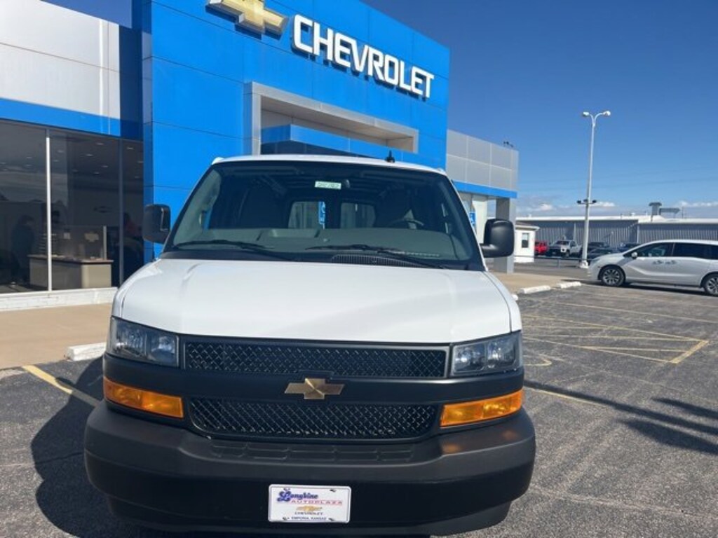New 2025 Chevrolet Express Cargo 2500 WT Van