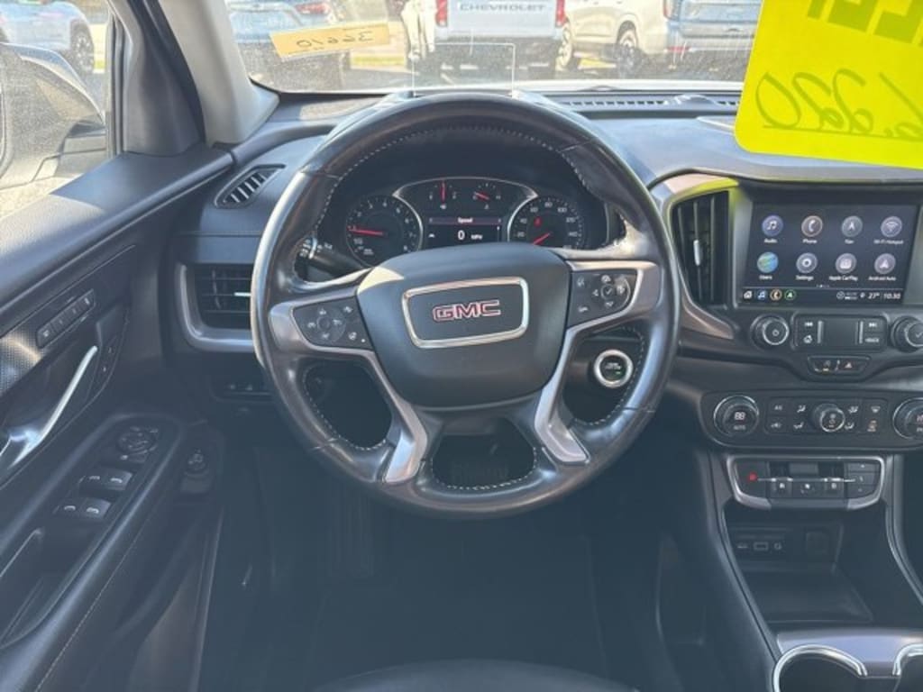 Used 2022 GMC Terrain AT4 SUV