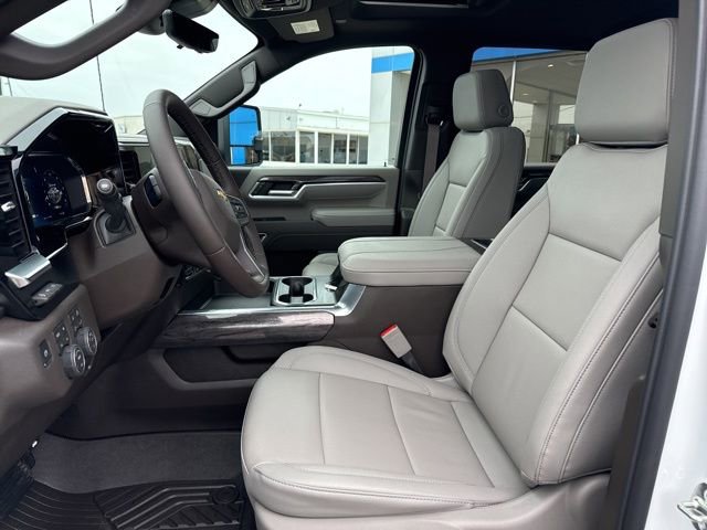 2026 Chevrolet Silverado 2500 HD LTZ - Photo 10