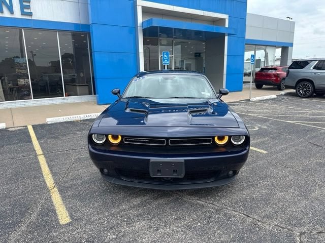 Used 2015 Dodge Challenger SXT with VIN 2C3CDZBG6FH804764 for sale in Emporia, KS