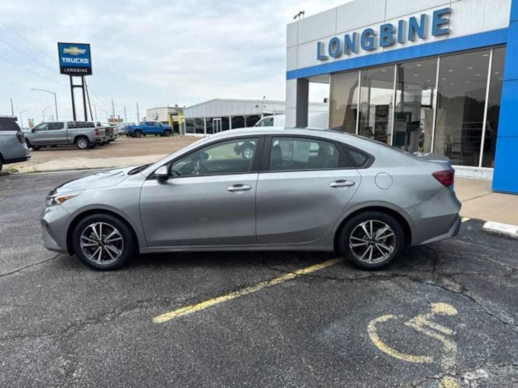 Used 2023 Kia Forte LXS Sedan