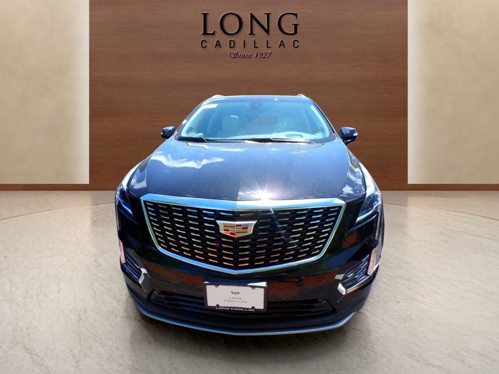 New 2026 CADILLAC XT5 Premium Luxury SUV