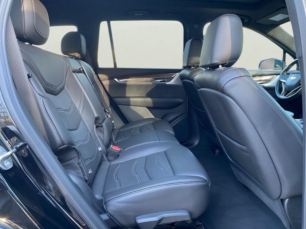 2024 Cadillac XT6 Premium Luxury - Photo 18