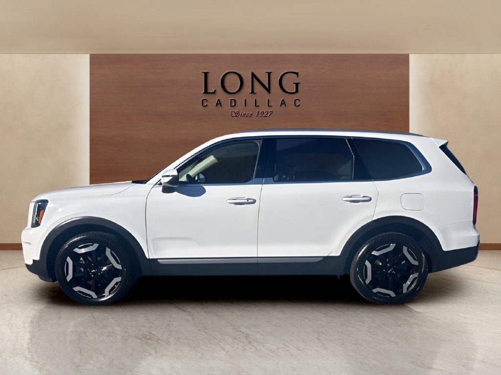 Used 2023 Kia Telluride S