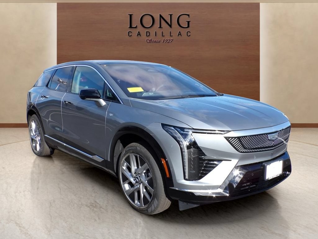New 2026 CADILLAC OPTIQ Luxury SUV