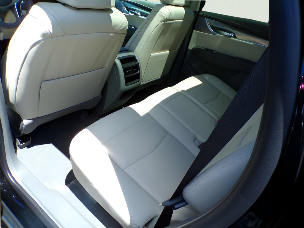 2026 Cadillac XT5 Premium Luxury - Photo 9
