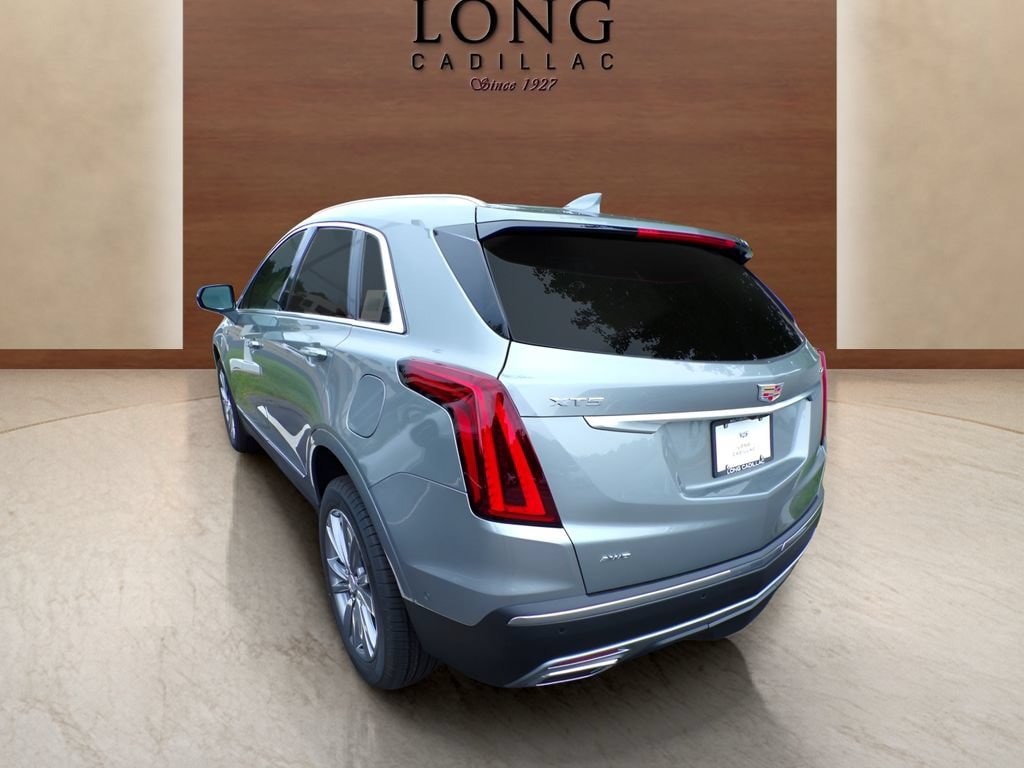 New 2026 CADILLAC XT5 Premium Luxury SUV