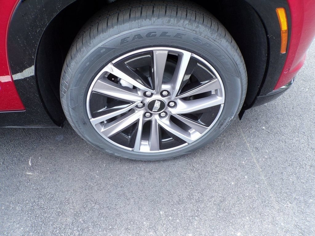 New 2026 CADILLAC VISTIQ Sport SUV