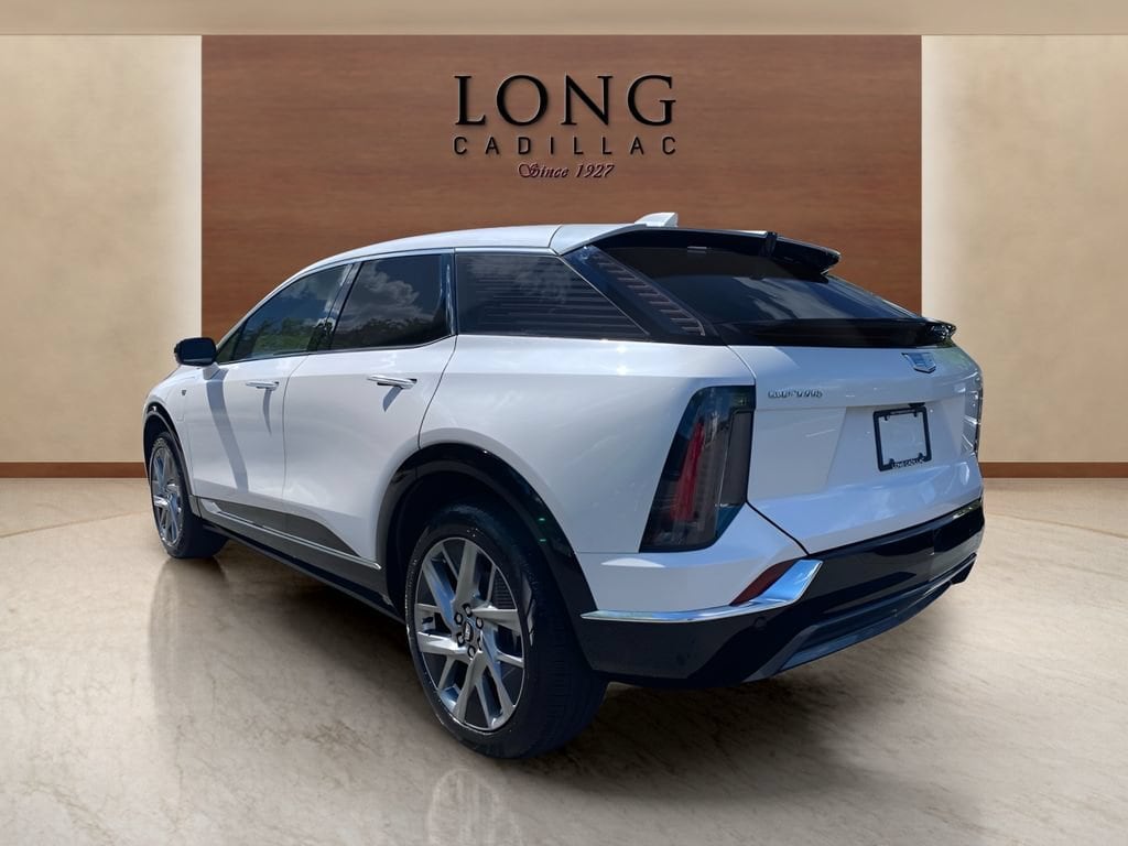 Used 2025 CADILLAC OPTIQ Luxury 2 SUV