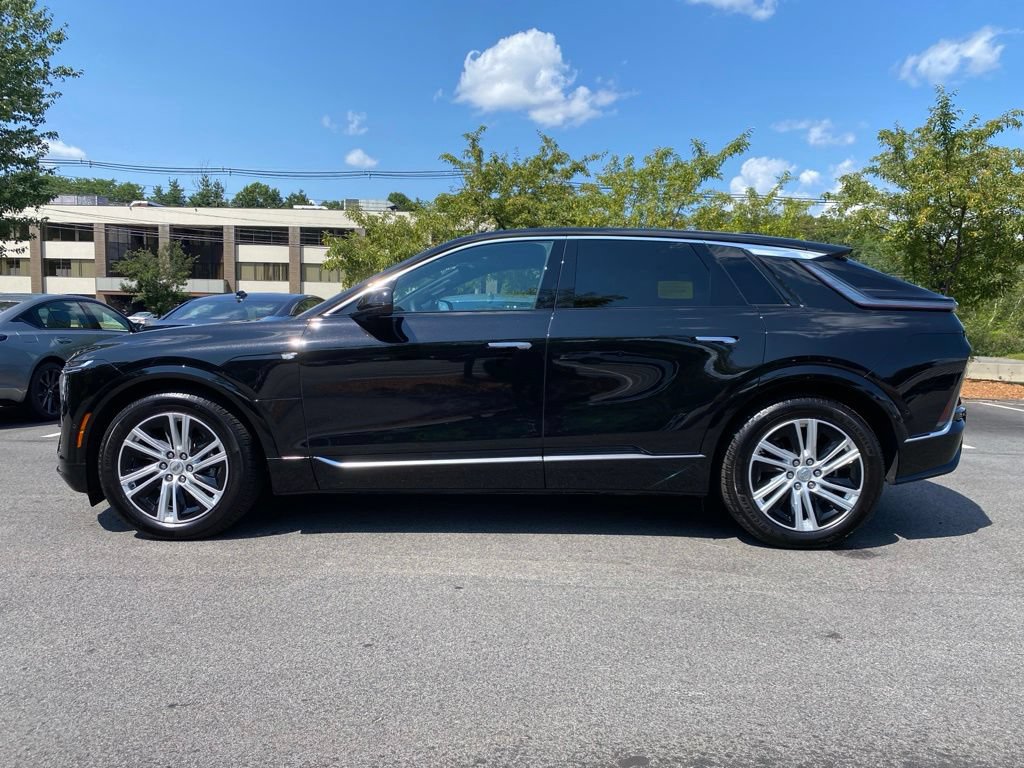 Used 2024 Cadillac LYRIQ Tech with VIN 1GYKPMRL3RZ127949 for sale in Southborough, MA