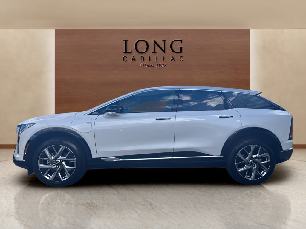 Used 2025 CADILLAC OPTIQ Luxury 2 SUV