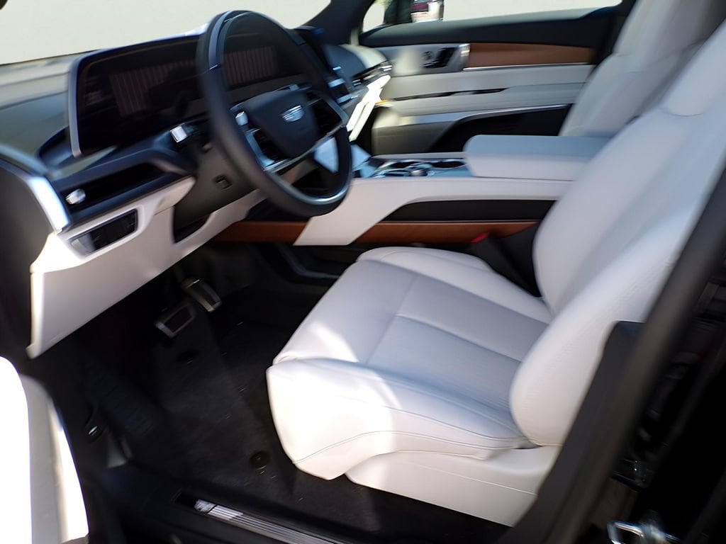 2026 Cadillac VISTIQ Luxury - Photo 9