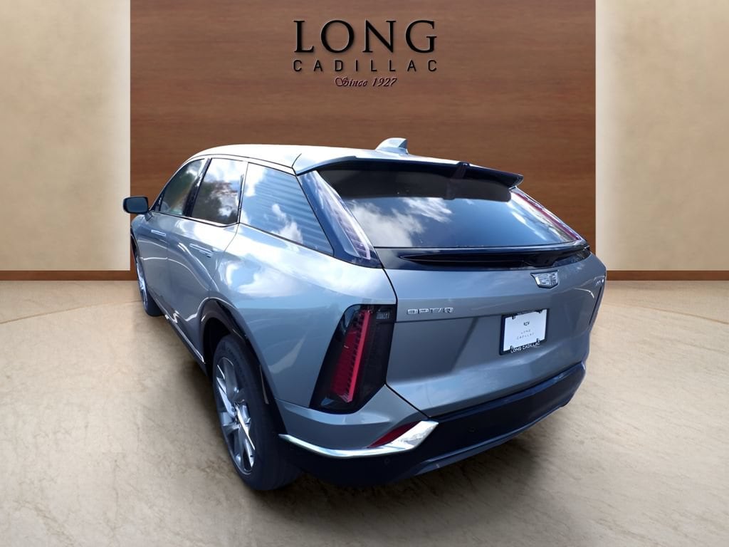 New 2026 CADILLAC OPTIQ Luxury SUV