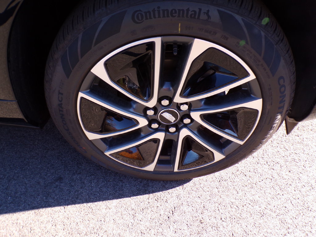 New 2027 CADILLAC OPTIQ Sport SUV