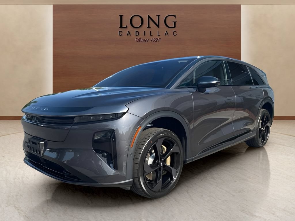 2026 Lucid Gravity Grand Touring Auto's photo