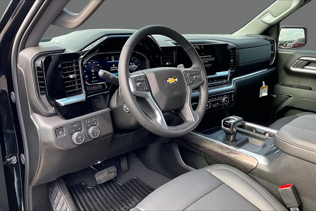 2026 Chevrolet Silverado 1500 LTZ - Photo 7