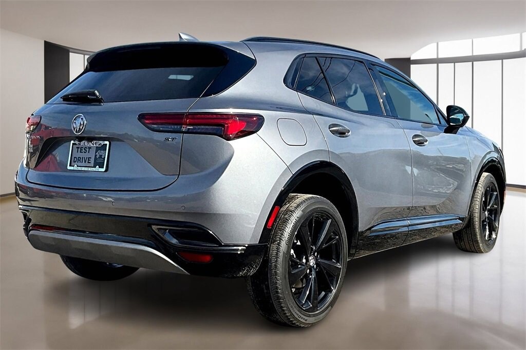 Used 2022 Buick Envision Essence SUV