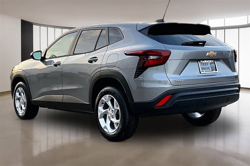 New 2026 Chevrolet Trax LS SUV