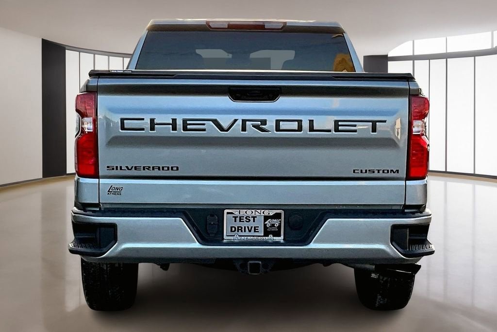 New 2026 Chevrolet Silverado 1500 Custom Truck