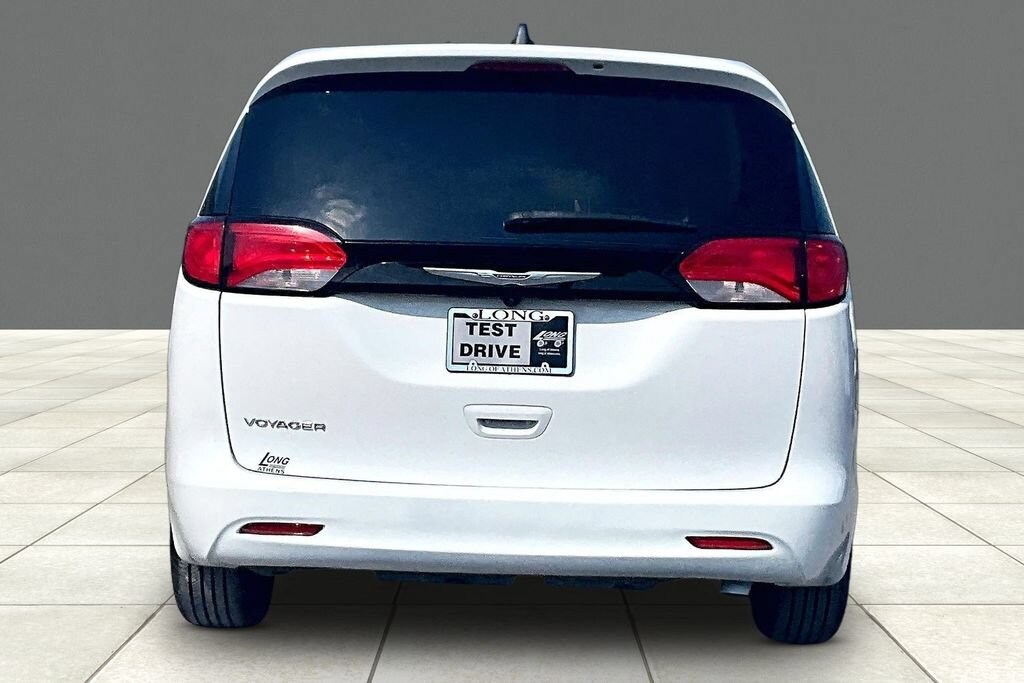 Used 2022 Chrysler Voyager LX Minivan