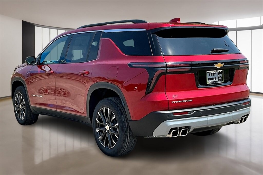 New 2025 Chevrolet Traverse LT SUV