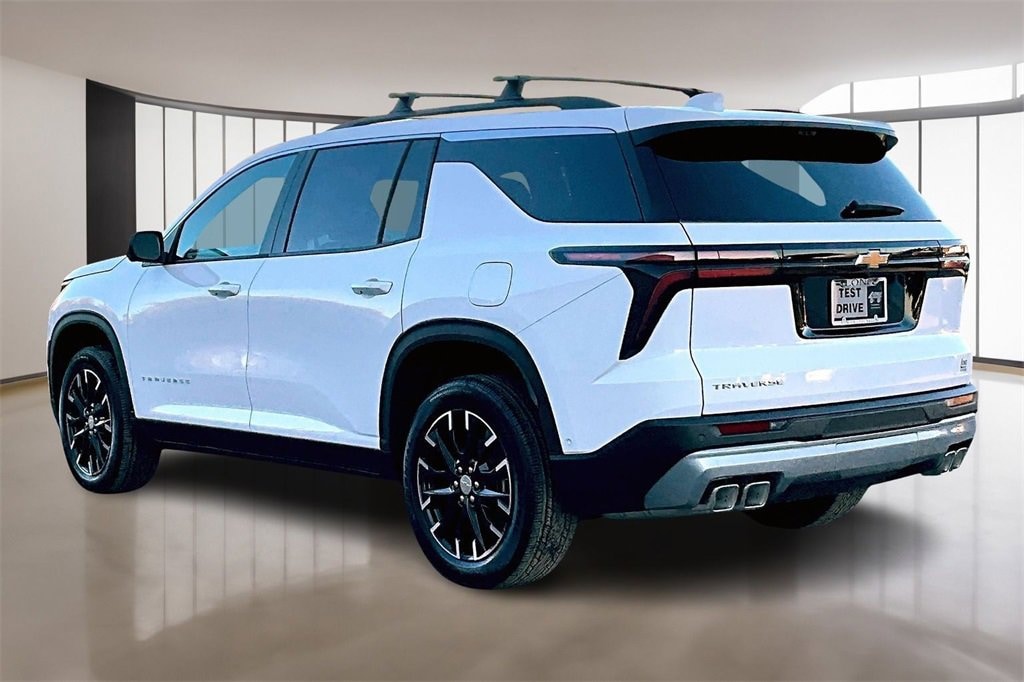 New 2026 Chevrolet Traverse LT SUV