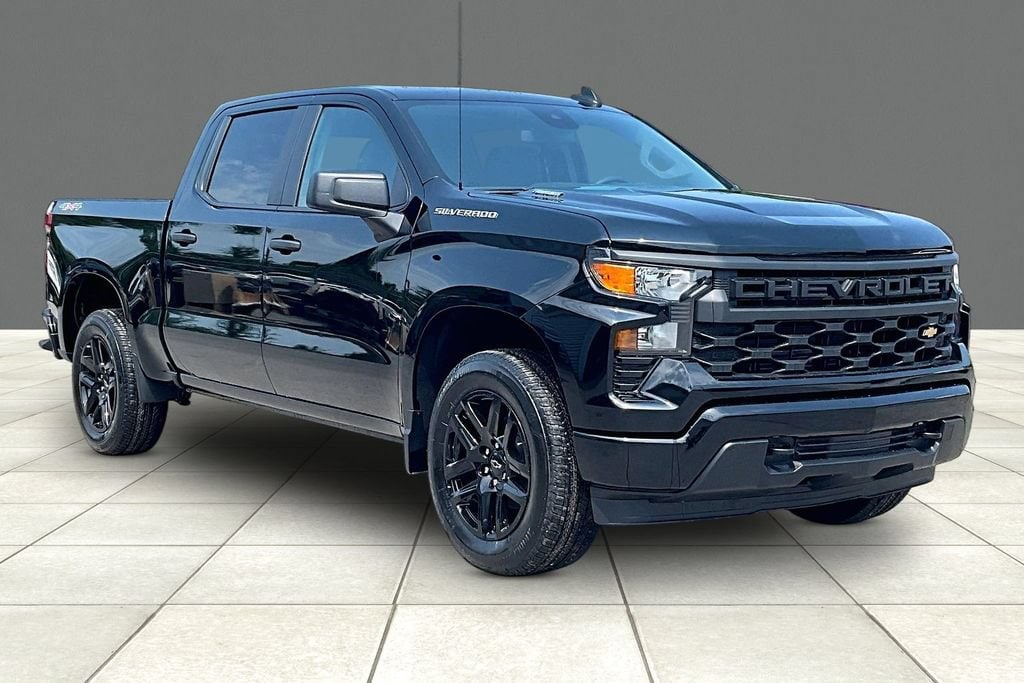 New 2026 Chevrolet Silverado 1500 Custom Truck