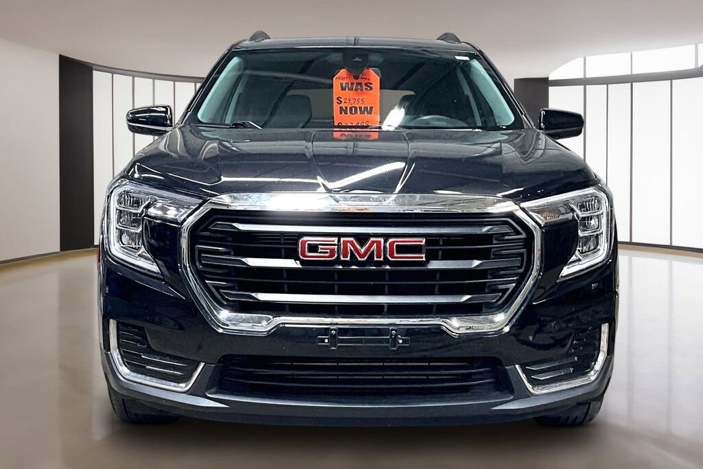 Used 2023 GMC Terrain SLE SUV