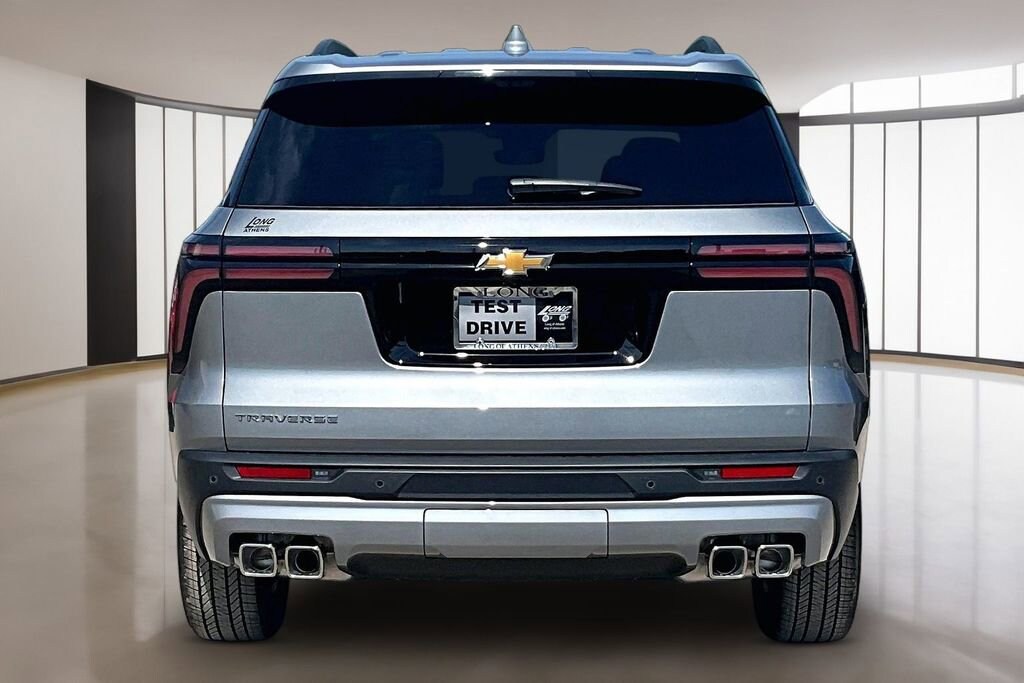 New 2026 Chevrolet Traverse LT SUV