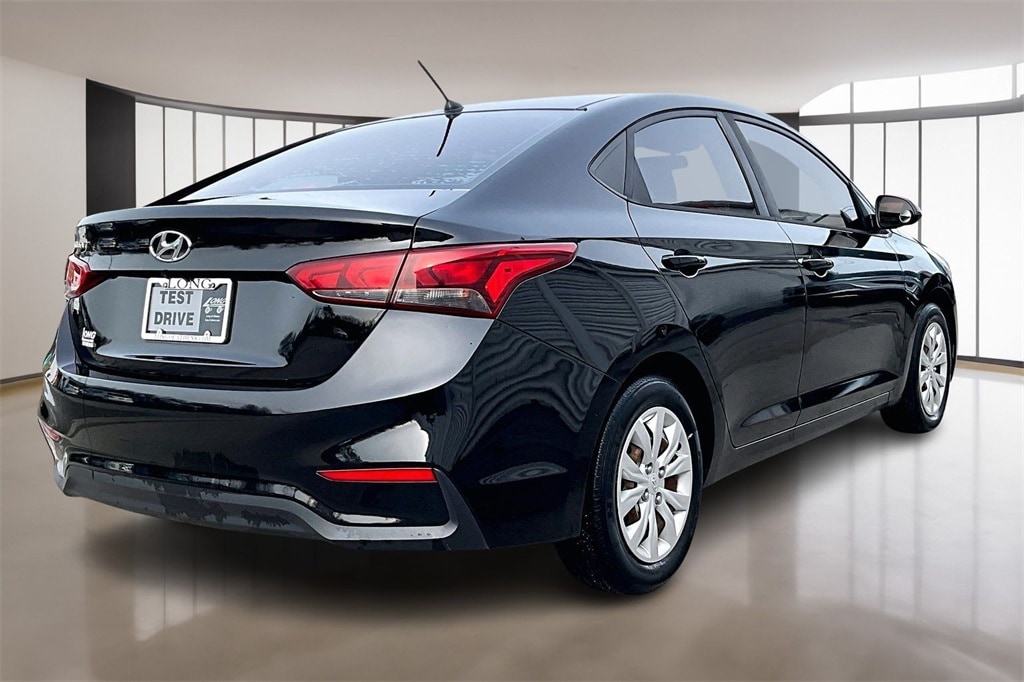 Used 2019 Hyundai Accent SE Sedan