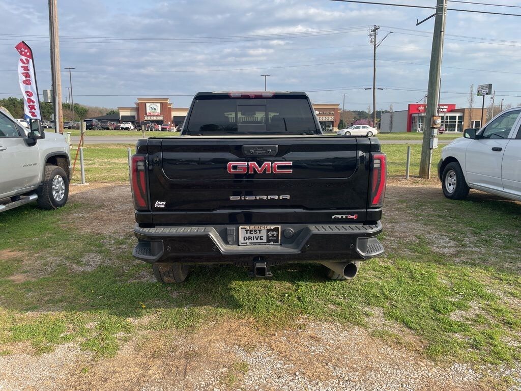 Used 2024 GMC Sierra 2500HD AT4 Truck