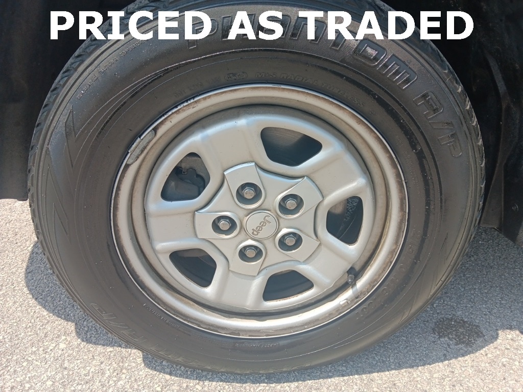 Used 2015 Jeep Patriot Sport with VIN 1C4NJPBA6FD285631 for sale in Chattanooga, TN
