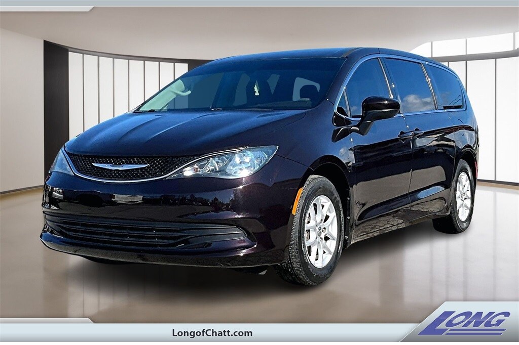 Used 2017 Chrysler Pacifica Touring Minivan/Van