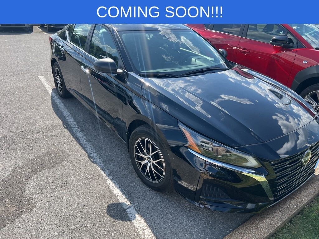 Used 2024 Nissan Altima 2.5 S Sedan