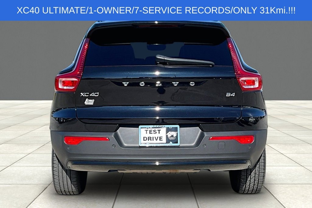 Used 2023 Volvo XC40 Ultimate SUV